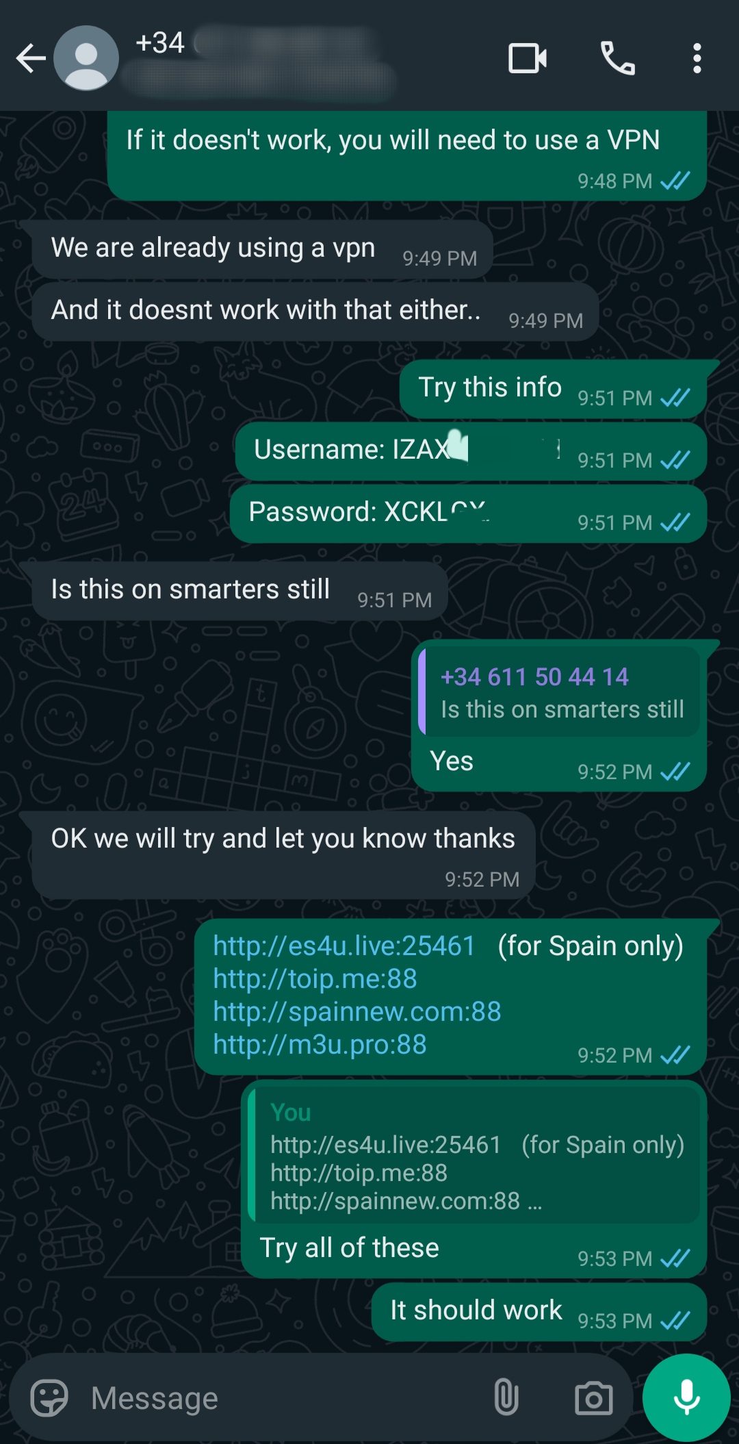 A WhatsApp chat showing troubleshooting steps for accessing IPTV Mexico. Login details and several server links are shared, with the conversation discussing VPN use and different web addresses to resolve service access issues.